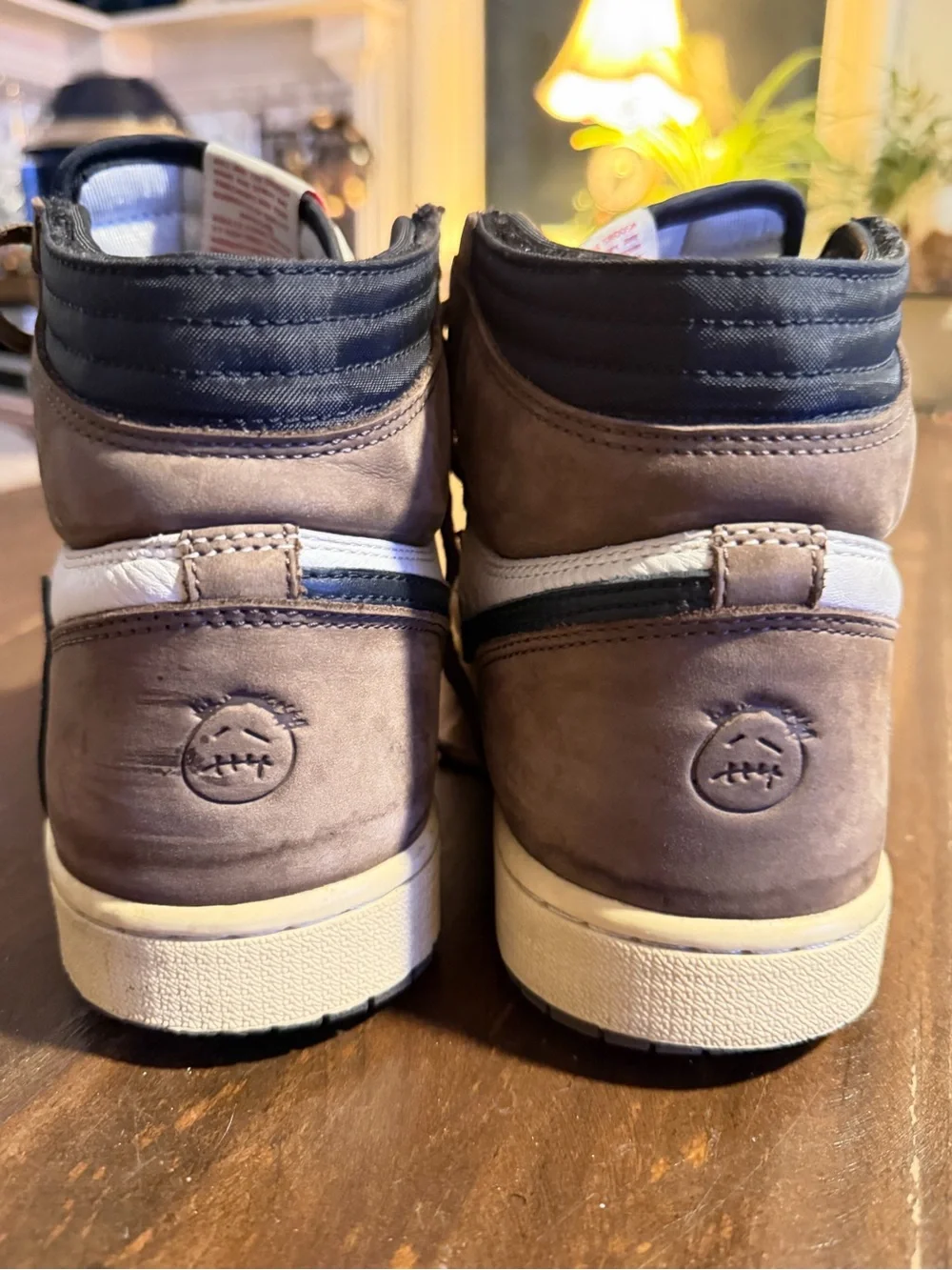 Fashion Air Jordan 1 Retro High OG "Mocha" - 10M - Picture 6 of 10